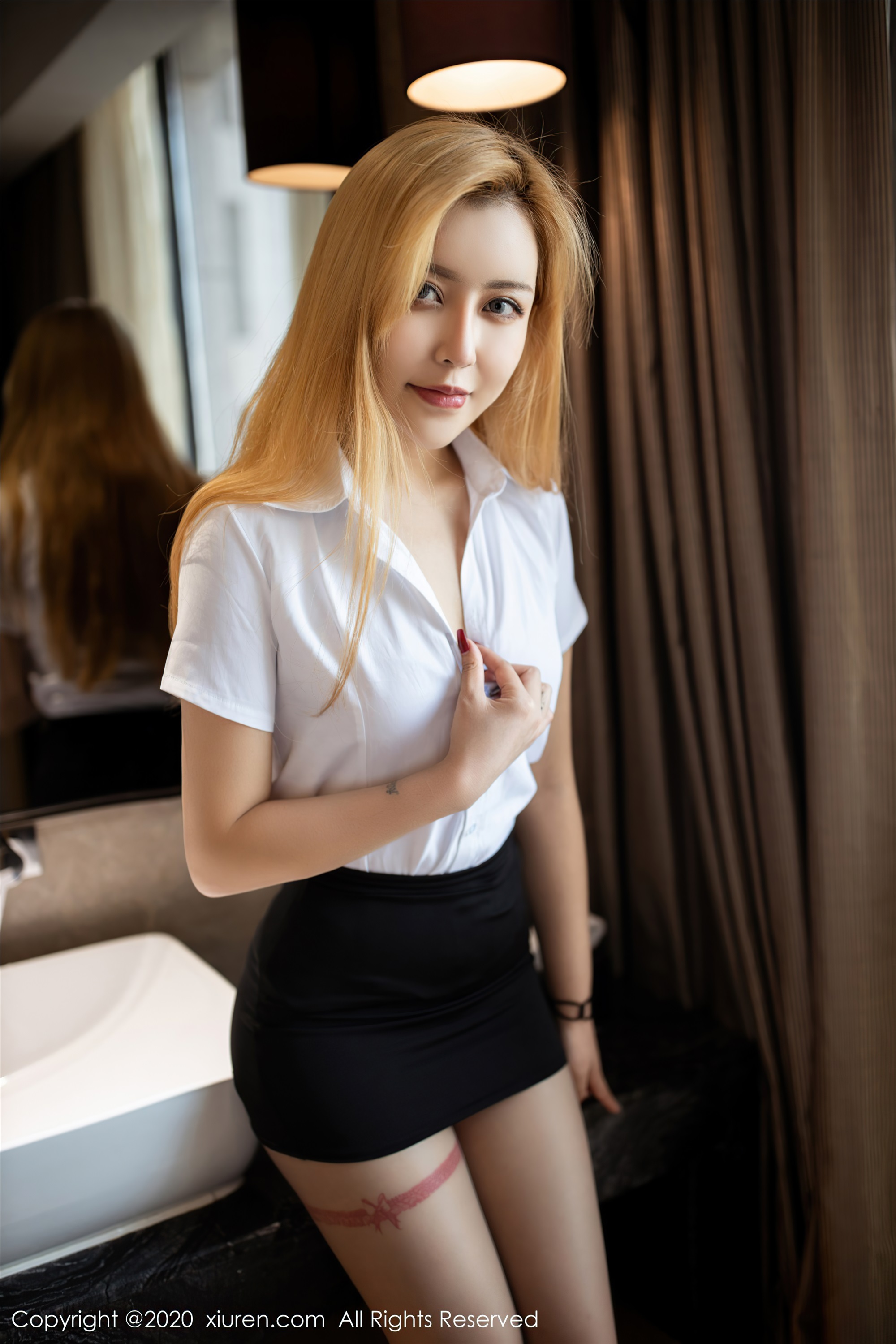 XIUREN秀人网 2020.10.22 Vol.2685 徐安冉miki